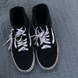 High top black and white vans